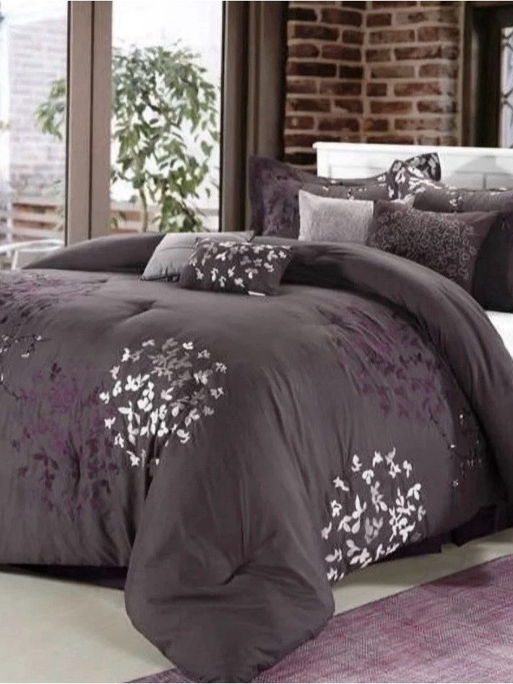 Plum Floral Embroidered Comforter Set - Elegant Purple Comfort